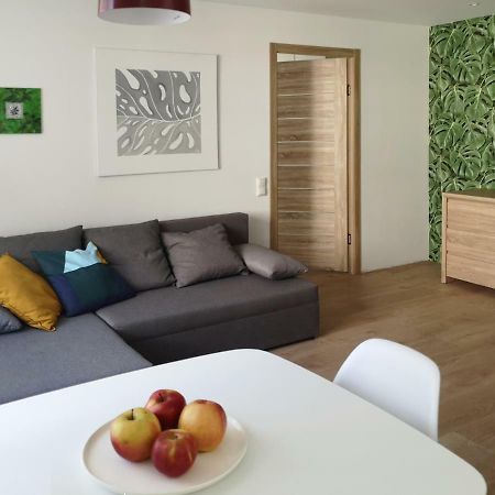Green Leaf Apartments لييبايا المظهر الخارجي الصورة